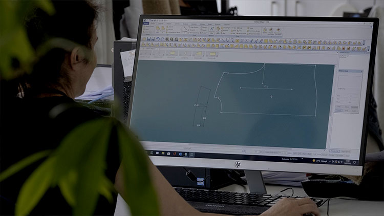 Designing, Modelling, Sampling